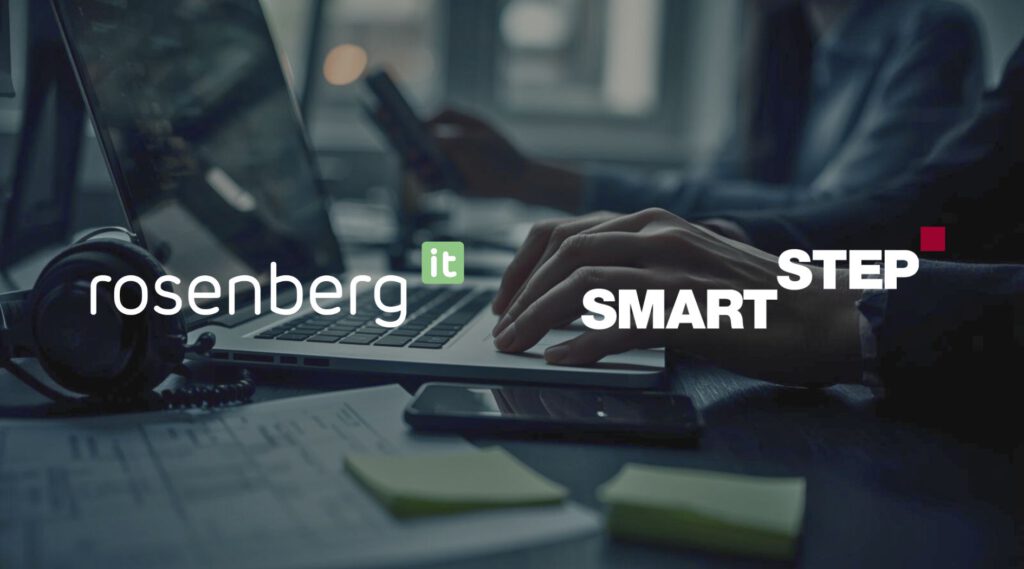 Rosenberg-IT Mitarbeiter arbeitet am Computer